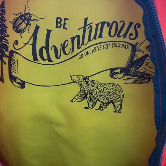 Red CamelBak Kids Scout Hydration Pack - Picture 7 of 12